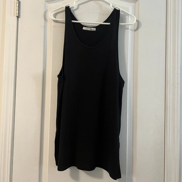 Small Wilfred Free Ornella Black Tank Top - Picture 2 of 8